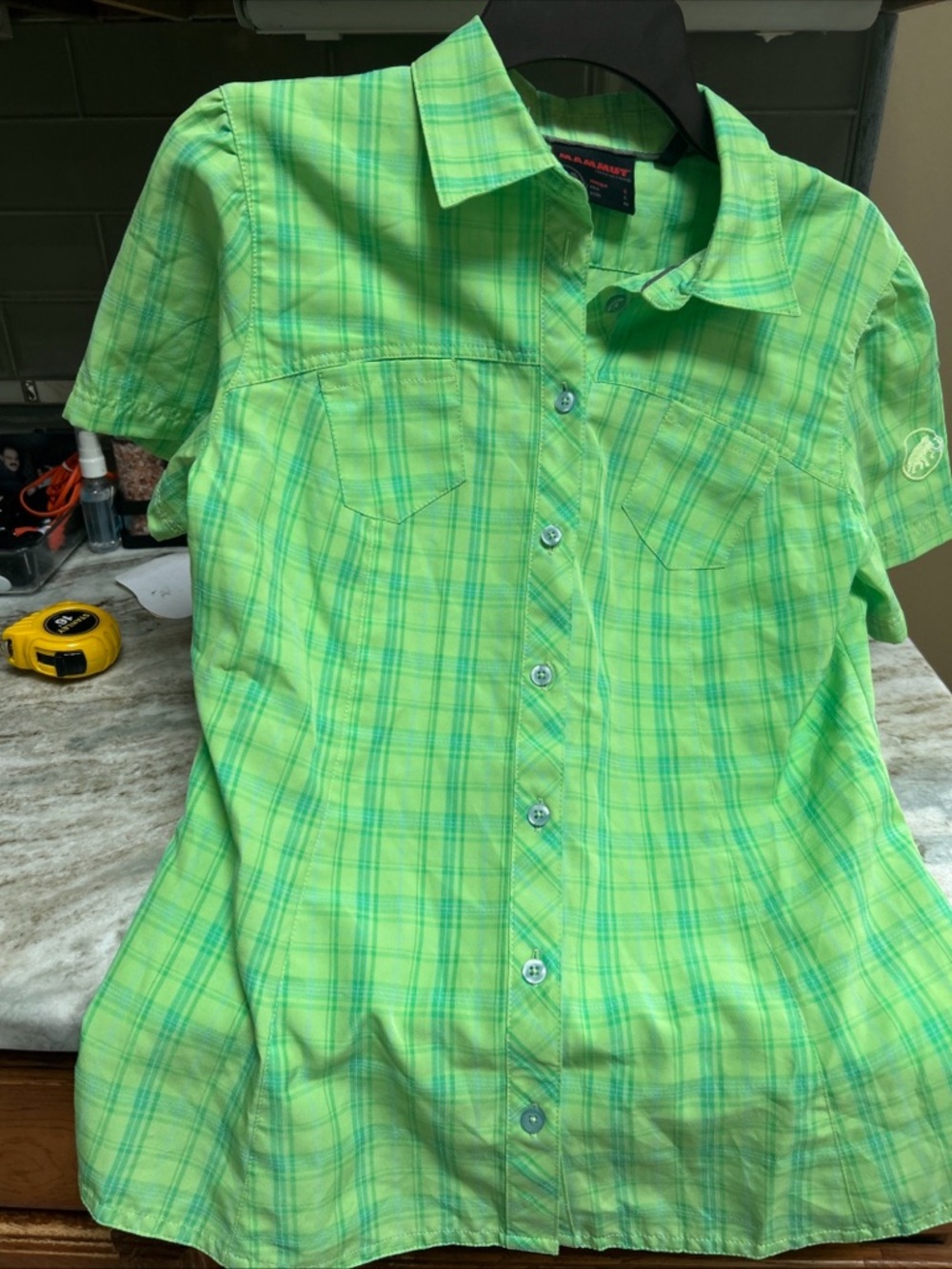 Mammut Shirt Womens Small  Plaid  Button Up Hiking Nature Travel Outdoor.